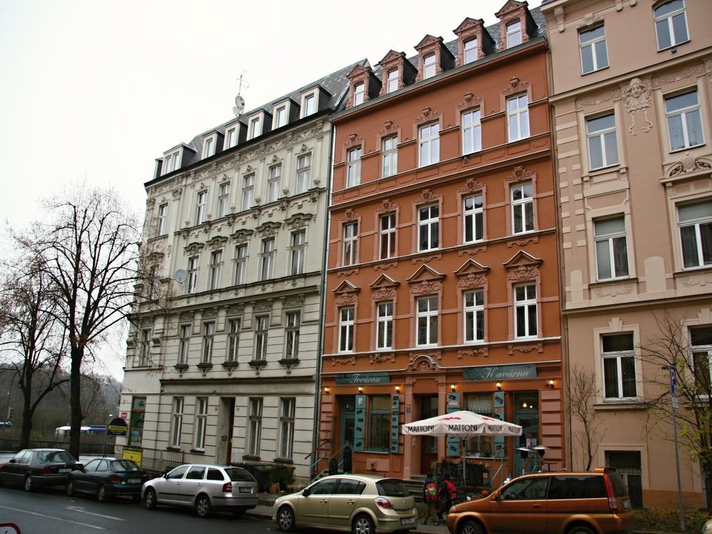 Apartment Dr. Engla